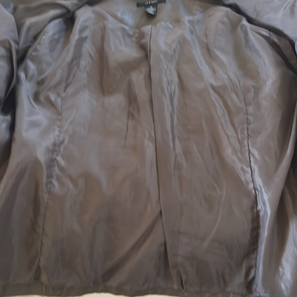 Gray jacket - Picture 8 of 8